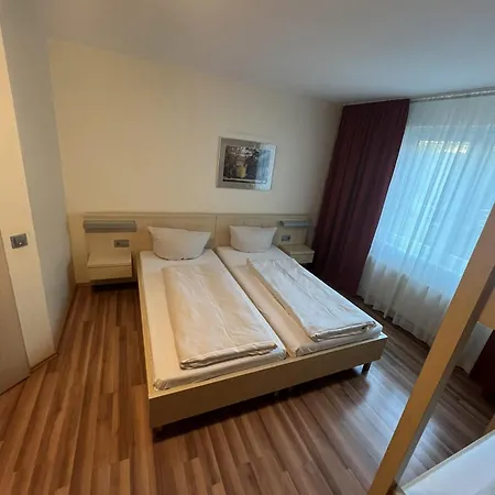 Autohof 3*