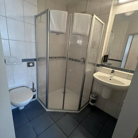 Autohof 3*