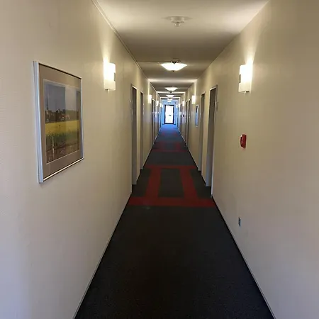 Autohof Hotel 3*